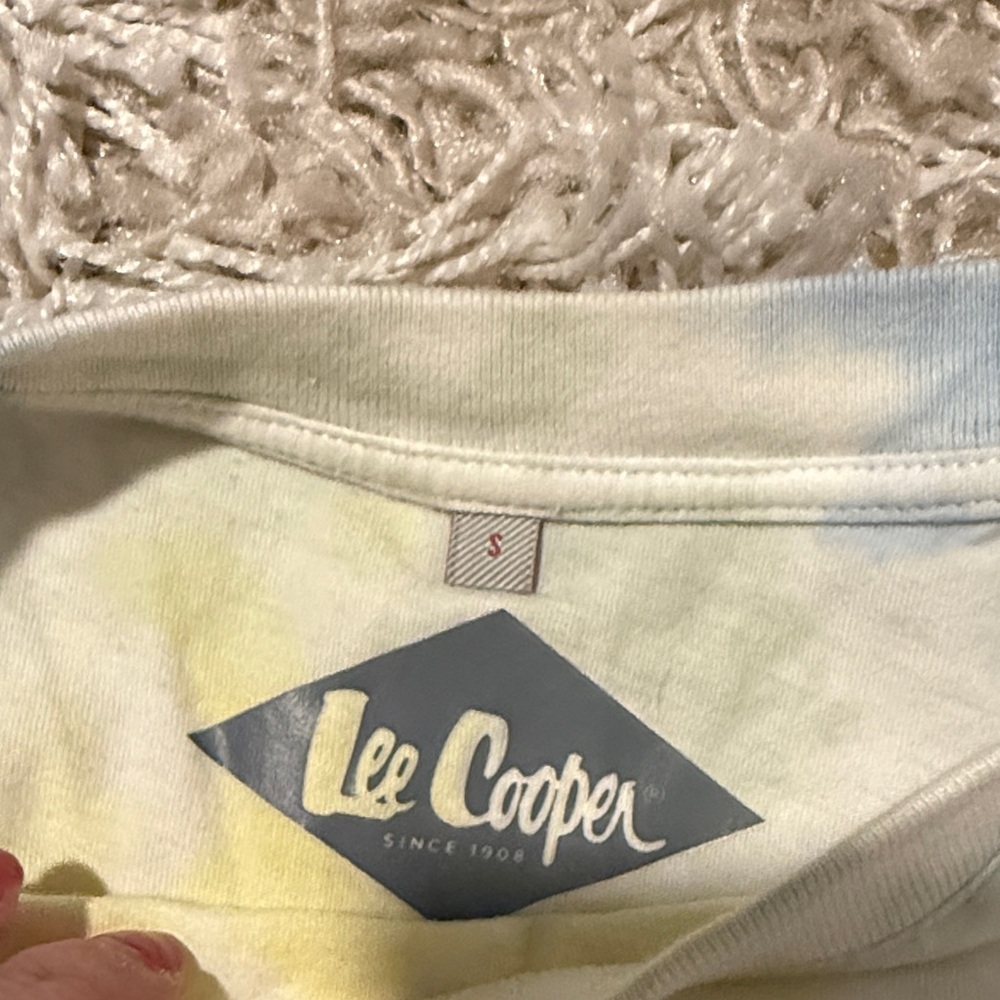Lee Cooper Cropped Tie-Dye Short Sleeve Tee - Picture 2 of 4